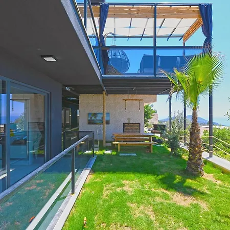 Everest Villa