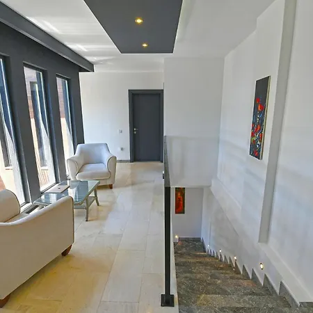 Everest Villa Kas